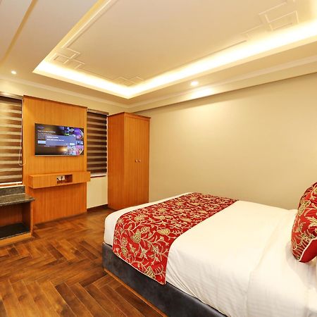 Hotel Blanco Сринагар Экстерьер фото